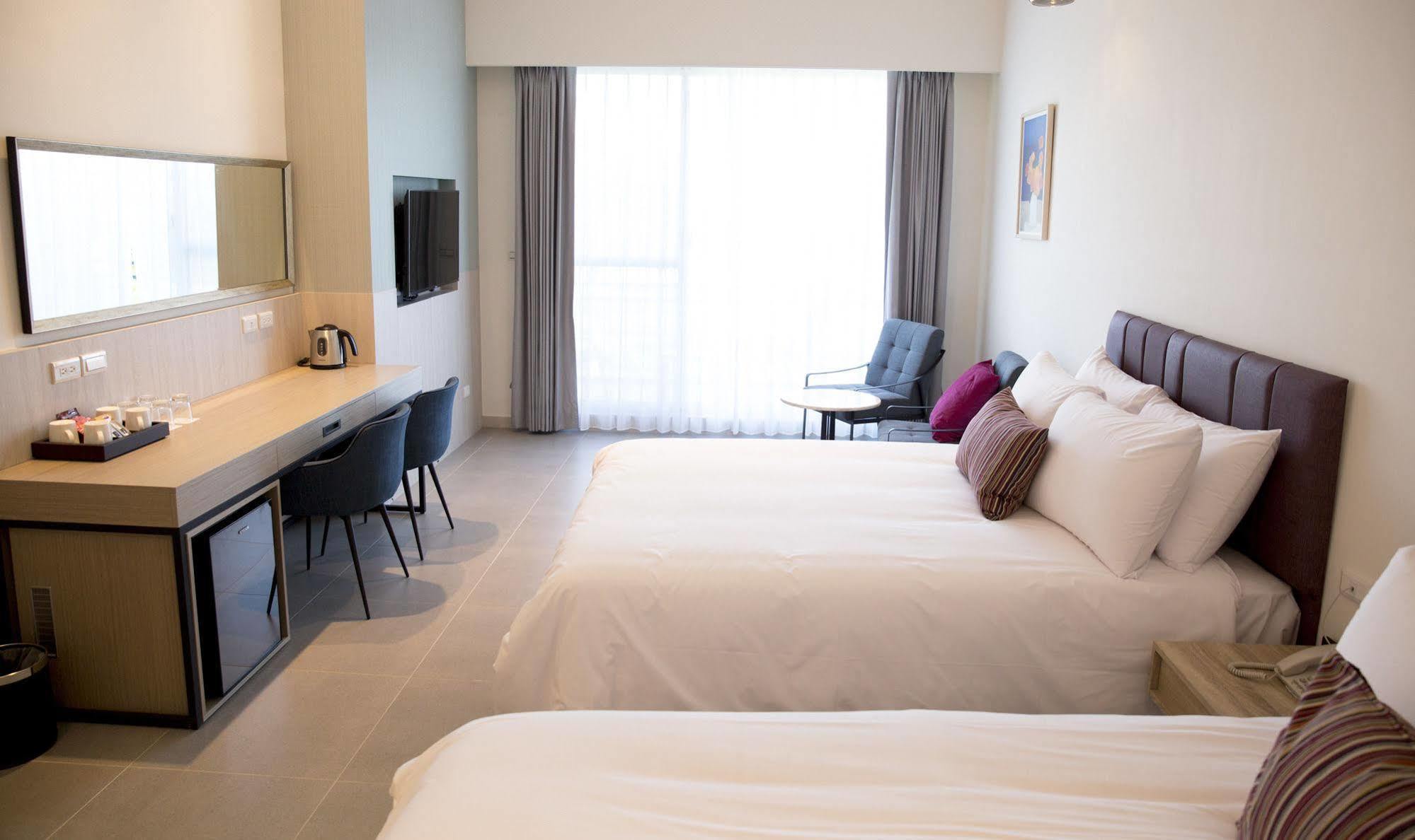 墾丁椰林 海灘文旅 Hotel Cape Eluanbi Bagian luar foto