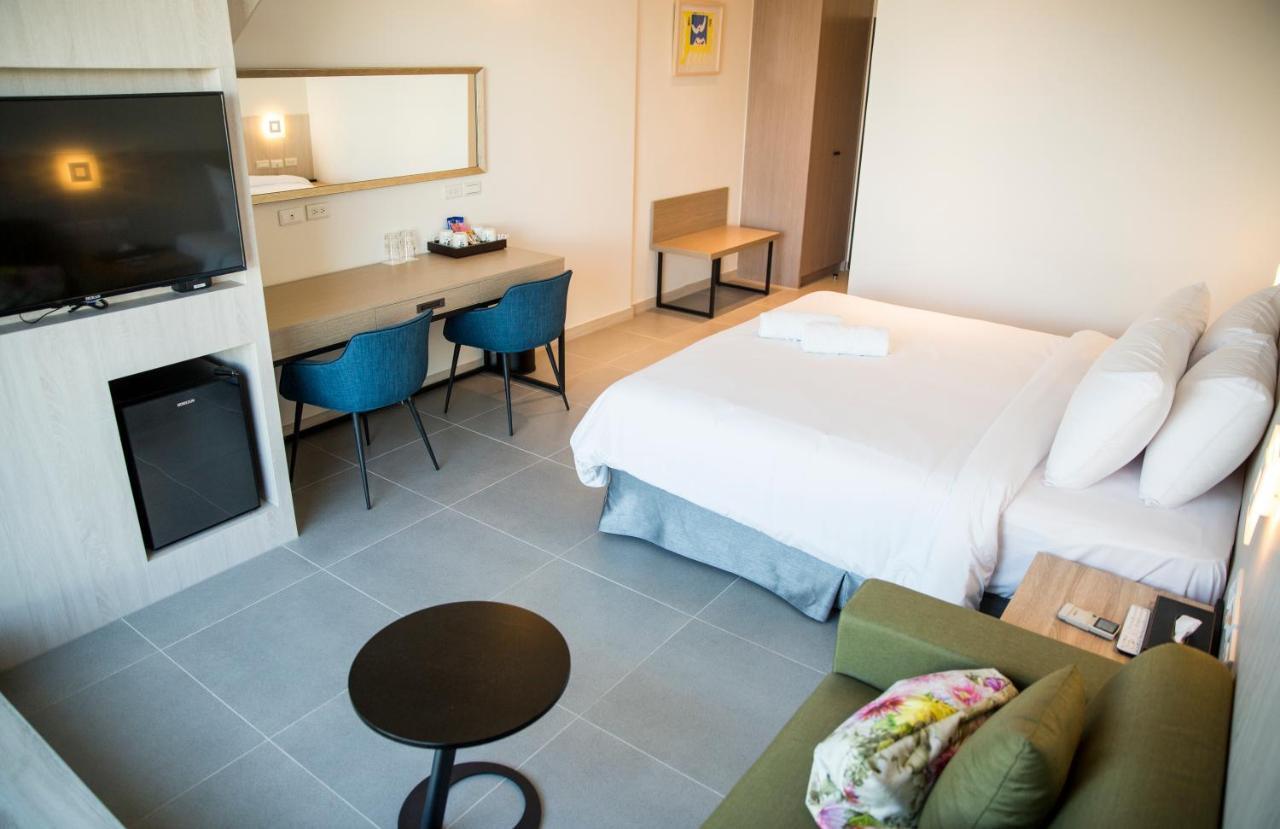 墾丁椰林 海灘文旅 Hotel Cape Eluanbi Bagian luar foto