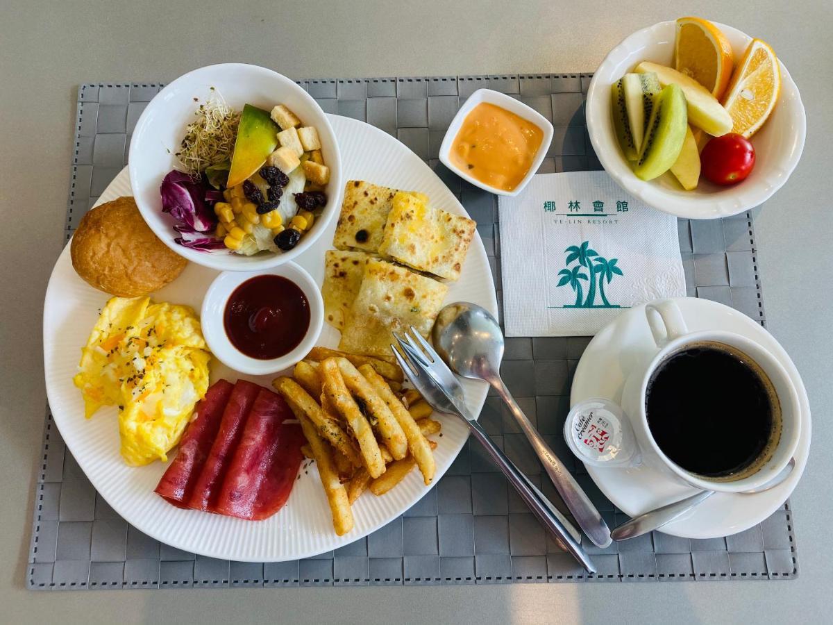 墾丁椰林 海灘文旅 Hotel Cape Eluanbi Bagian luar foto